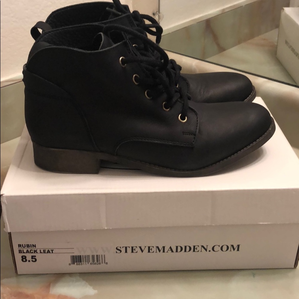 Steve Madden boots